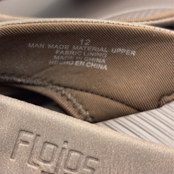 Flojos Brown Men’s Flip Flops size 12 new without tags - Picture 4 of 6